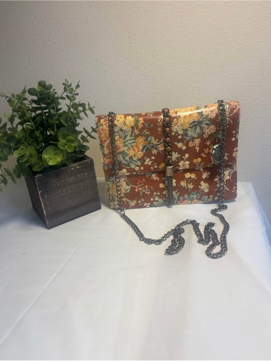 Patricia Nash Handbags - Patricia Nash Adelfia Leather Crossbody Bag - Vintage Botanical Garden Print